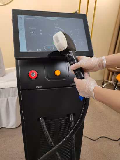 FDA 808nm Depilación láser de diodo de titanio IPL Opt Elight RF Cuidado de la piel Rejuvenecimiento Rejuvenecimiento fotográfico Equipo de belleza Máquina de láser de hielo